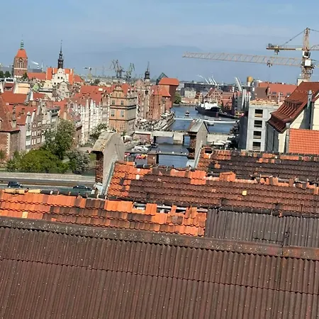 Center Wellness Parking Waterlane Island