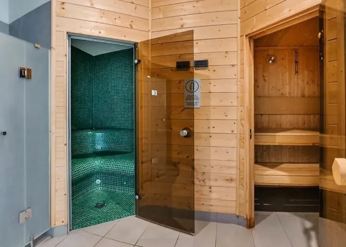 Daire Center Wellness Parking Waterlane Island